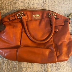Coach Satchel, HOBO, Crossbody, Tote, w/strap, ROCK this beauty your way!